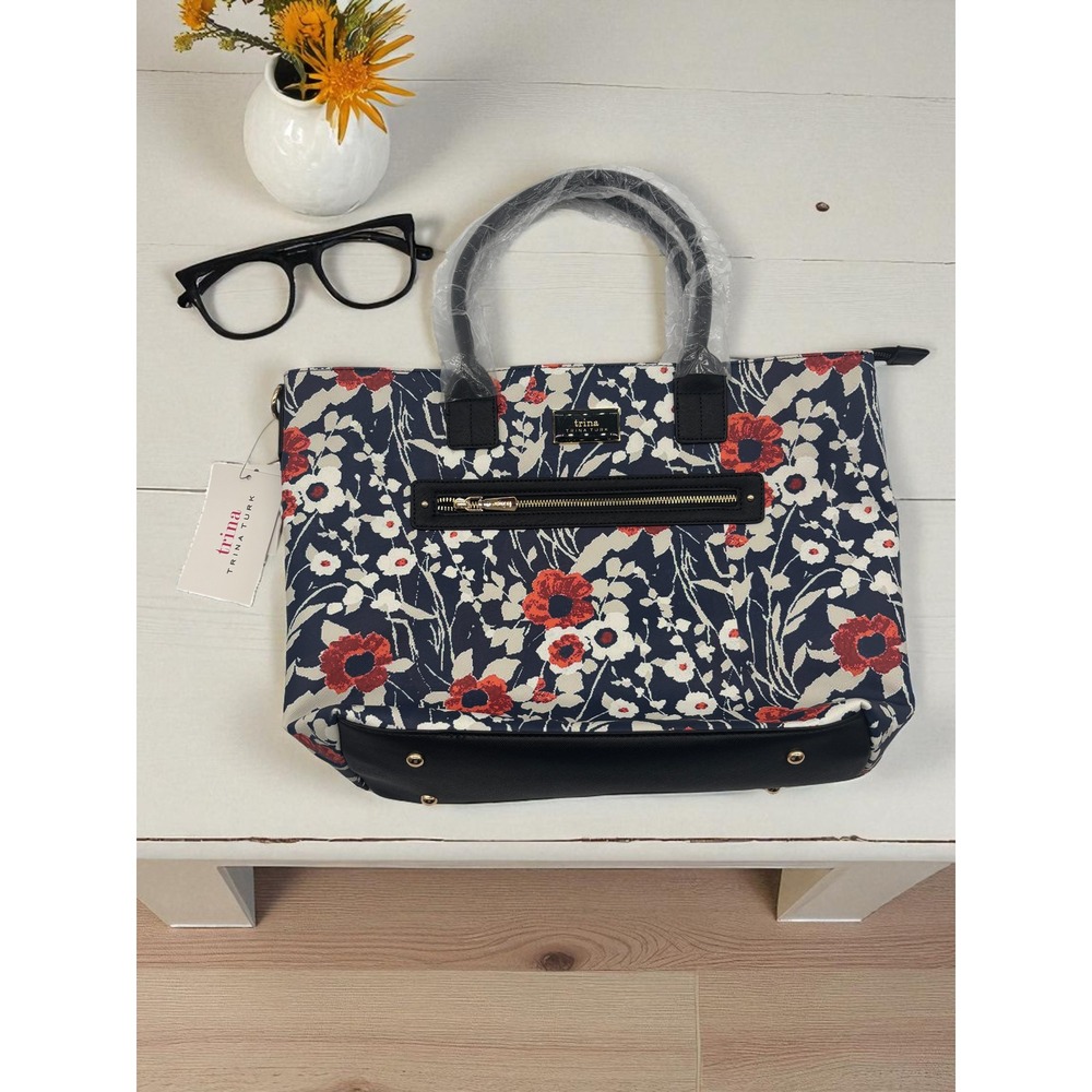 NWT: Trina Turk Robin De Paris Floral Tote Bag Vegan‎ Leather Navy Red NWT